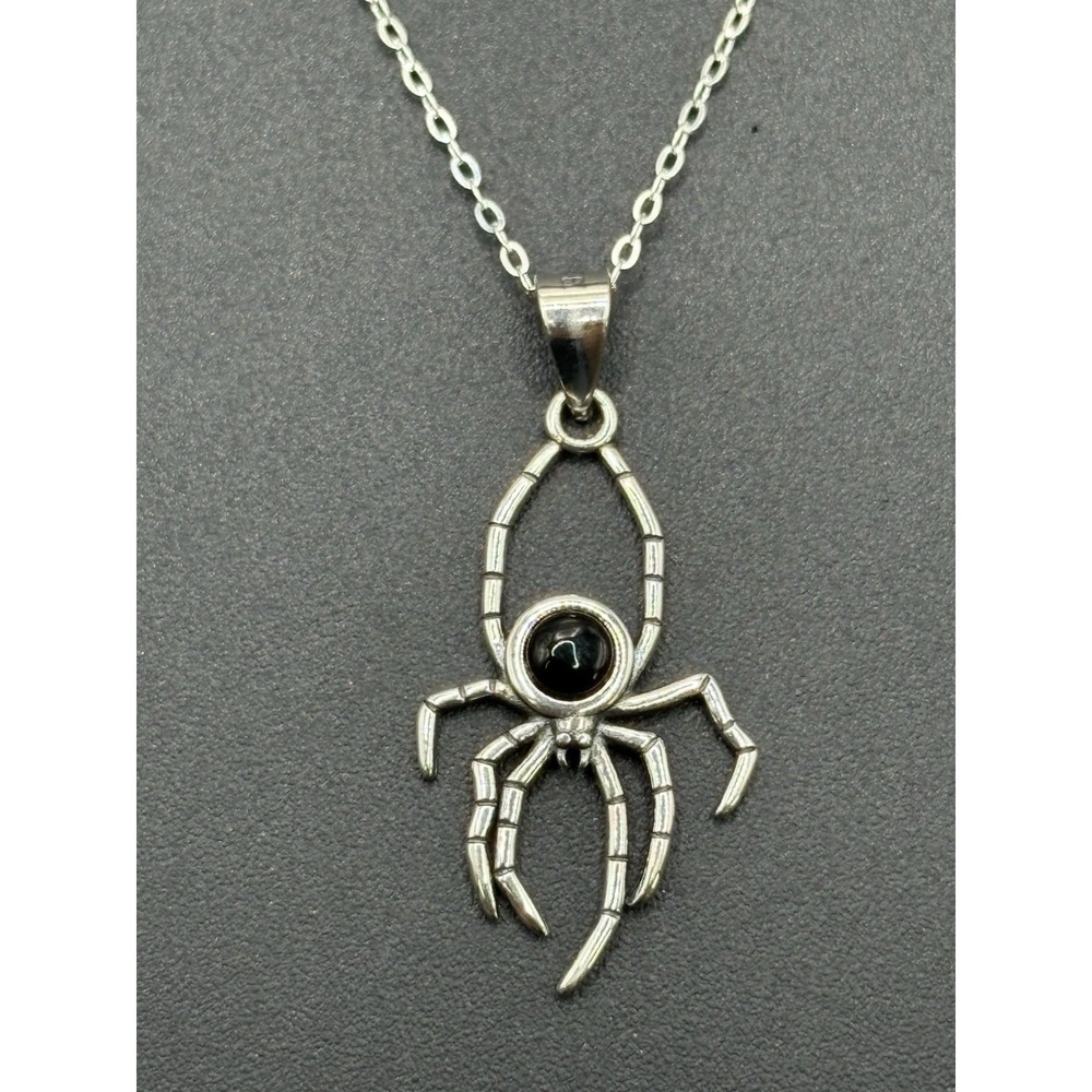 New Condition Sterling Silver Onyx Spider Pendant Necklace 925